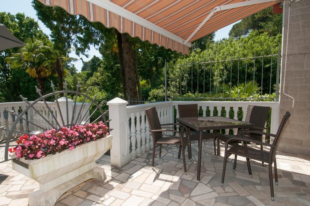 Apartments Villa Salona 오파티아 객실 사진