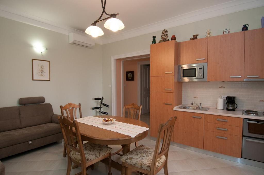Apartments Villa Salona 오파티아 객실 사진